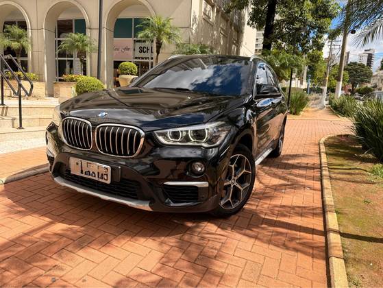 BMW X1 2.0 16V TURBO ACTIVEFLEX SDRIVE20I X-LINE 4P AUTOMÁTICO